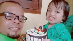 Saat ini usia Nabila sudah menginjak usia 7 tahun. Gaya Nabila yang gemas berhasil menarik perhatian penggemar di media sosial. (Liputan6.com/IG/@ucokk.baba)