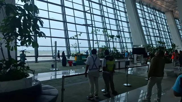 Plafon Terminal 3 Bandara Soetta yang Ambrol, Langsung Diperbaiki Hingga 2 Hari Kedepan