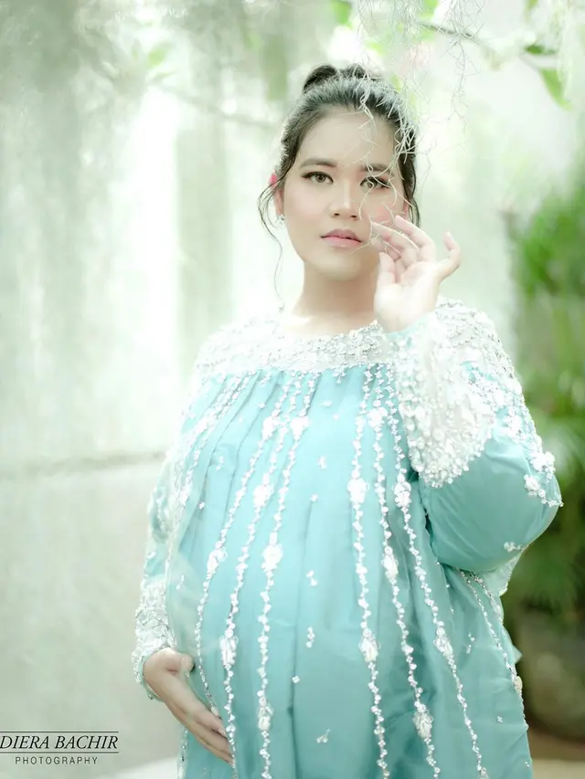 6 Potret Maternity Shoot Kahiyang Ayu