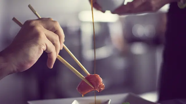 Yeoneojang – Salmon Mentah Rendaman Kecap Asin Pedas