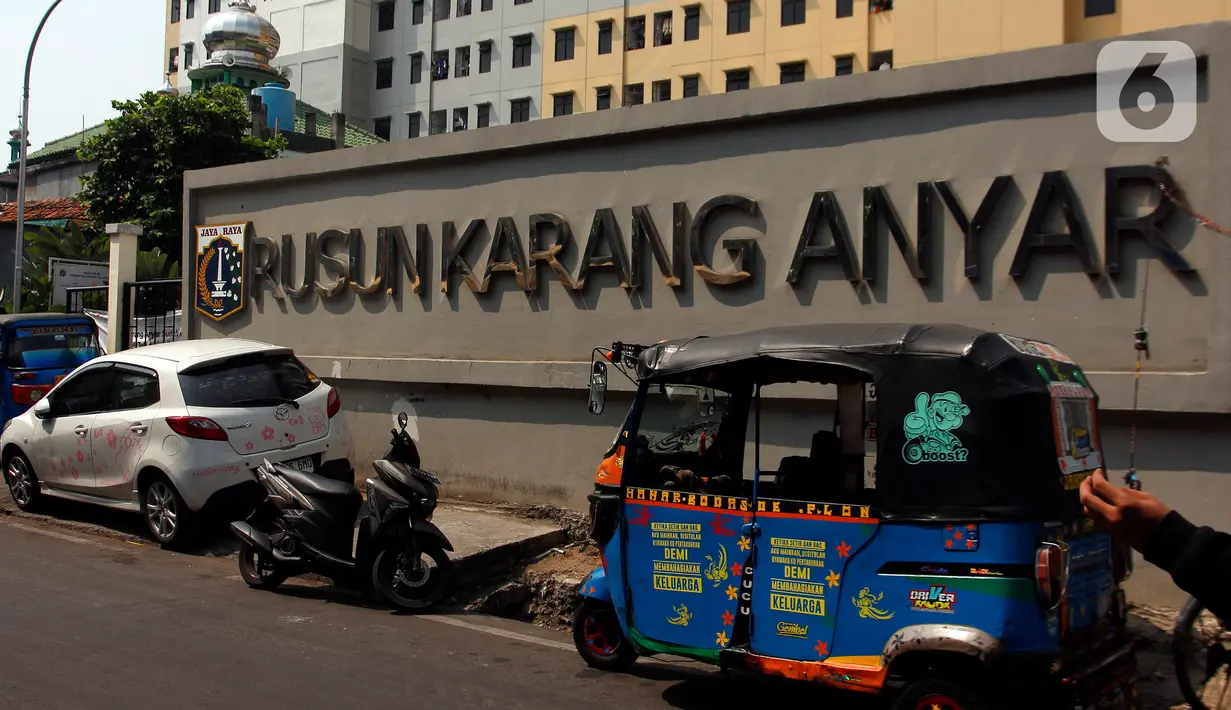 Ada dua kategori penghuni rusunawa. Pertama, warga umum yang mendaftarkan diri dan diverifikasi kelayakannya menghuni rusunawa. (Liputan6.com/Johan Tallo)