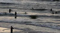 Arti Mimpi Mandi di Laut: Tafsir dan Makna Spiritual