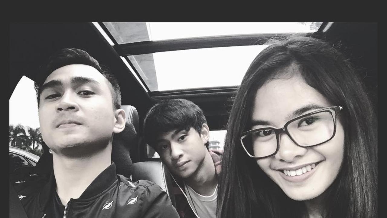 6 Potret Kebersamaan Lutfi Agizal dan Devano Danendra