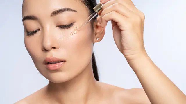 Apakah Wajah Berjerawat Boleh Melakukan Eksfoliasi? Begini Aturannya