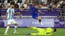 Argentina U-23 berusaha mengejar ketertinggalan 0-1 dari Prancis. (ROMAIN PERROCHEAU/AFP)