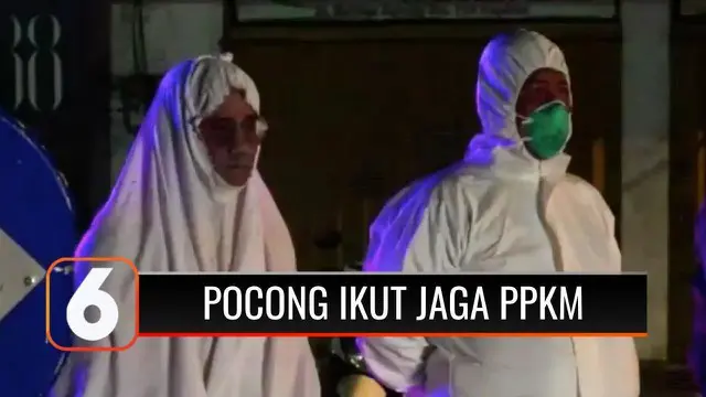 Polisi di Jember, Jawa Timur, memiliki cara unik untuk membatasi kegiatan masyarakat selama pemberlakukan PPKM Darurat. Polisi kerahkan sejumlah hantu pocong untuk mengingatkan warga akan bahaya Covid-19.