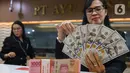 IHSG ditutup anjlok 71,987 poin (1,02 persen) ke posisi 7.016,879. (Liputan6.com/Angga Yuniar)