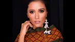 Pesona Titi rajo Bintang di dunia hiburan memang sudah tak lagi diragukan. Memiliki tubuh tinggi dan juga kulit eksotis, Titi Rajo Bintang jadi idola masyarkaat Tanah Air. (Liputan6.com/IG/@titiradjopadmaja)