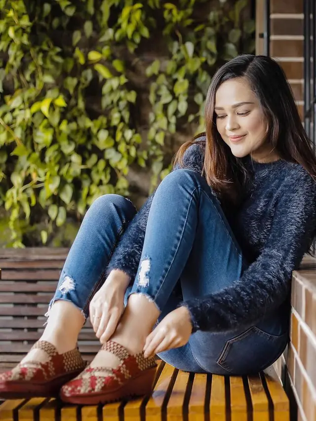 [Bintang] Cut Meyriska