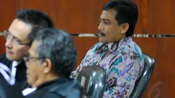 Di persidangan, Choel Mallarangeng mengaku khilaf dan menyesal menjerumuskan sang kakak, Andi Mallarangeng, Senin (19/5/14). (Liputan6.com/Miftahul Hayat) 