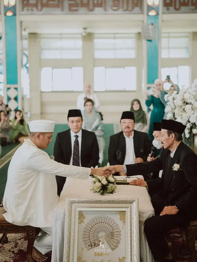 Akad Nikah artis Memes Prameswari - Adya Laksmana Sudrajat (Foto: Instagram memes_prameswari)