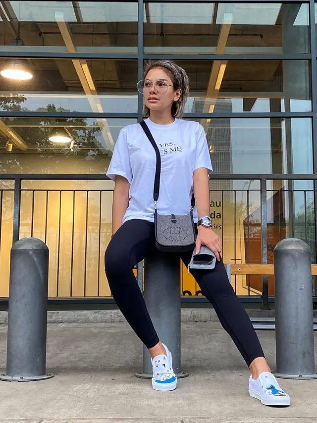 Unggahan Nikita Mirzani. (Foto: Instagram @nikitamirzanimawardi_17)