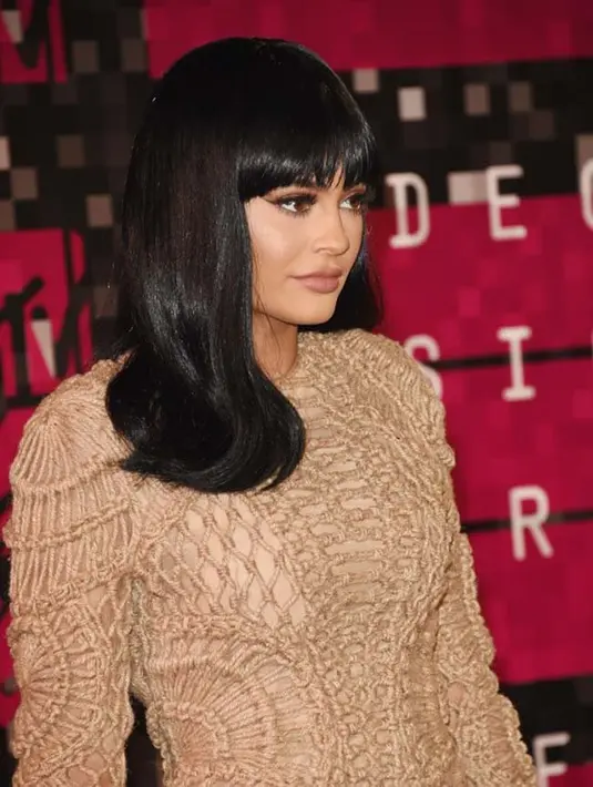 Selain itu, si bungsu dari keluarga Kardashian ini juga mengatakan tidak ada pertengkaran hebat antara mereka. Semuanya telah diputuskan dengan baik-baik sesuai dengan kesepakatan mereka. (AFP/Jason Merritt)