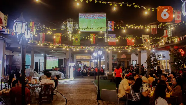Foto: Keseruan Nobar Piala Dunia 2022, Belgia Angkat Koper dari Qatar