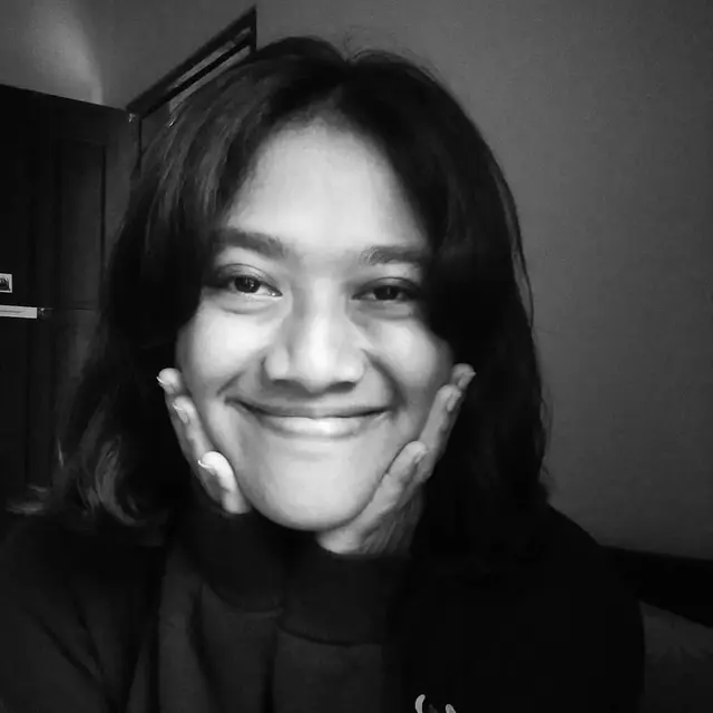 Bu Tejo Trending Topik, Ini 7 Potret Siti Fauziah Pemerannya dalam Film Tilik
