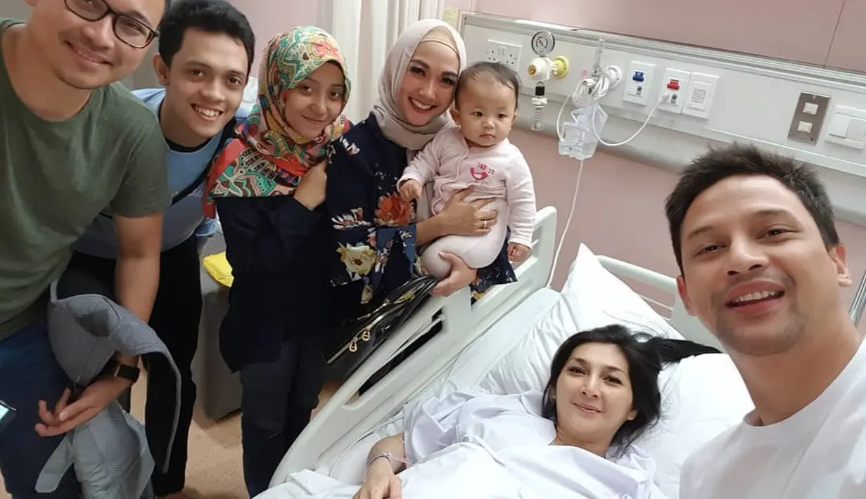 Kabar bahagia itu dibagikan oleh pemeran dalam sinetron Jodoh Wasiat Bapak itu di laman Instagram. (Instagram/_luckyperdana)