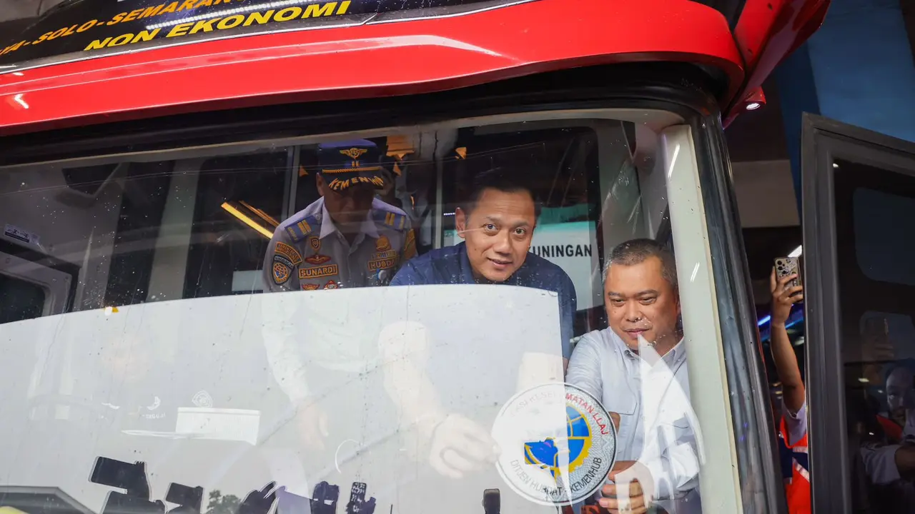 Menko AHY didampingi Menteri Perhubungan Dudy Purwagandhi