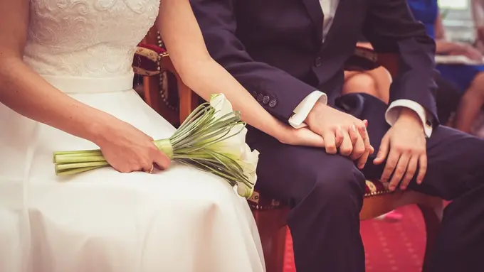 [Bintang] Siap Menikah, 5 Zodiak Ini Bakal Jadi Pasangan yang Hebat