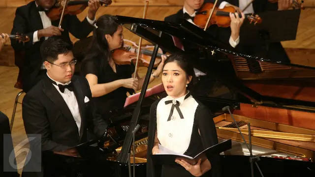 Tampil Menanawan, Duet Jonathan Kuo dan Isyana Memukau Penonton