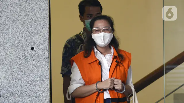 FOTO: Mantan Asisten Komisioner KPU Jalani Sidang Dakwaan