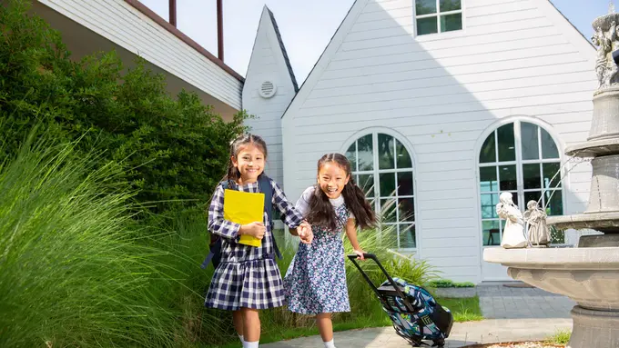 Tips Menjaga Energi Anak yang Tetap Aktif di Luar Rumah Selama Ramadan