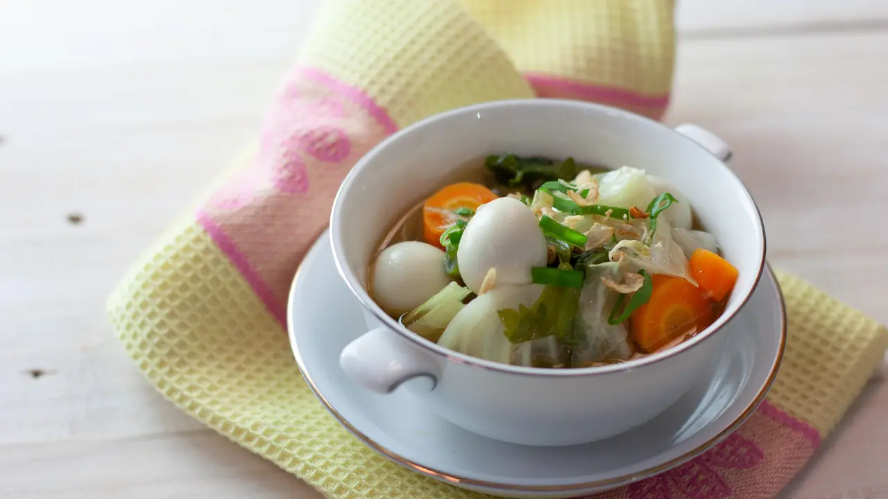 Sayur Sop Telur Puyuh