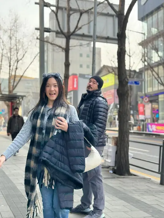 Zack Lee dan Mikhaela Lee. [Foto: Instagram/nafaurbach]