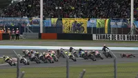 Ilustrasi balapan MotoGP. (JUAN MABROMATA / AFP)