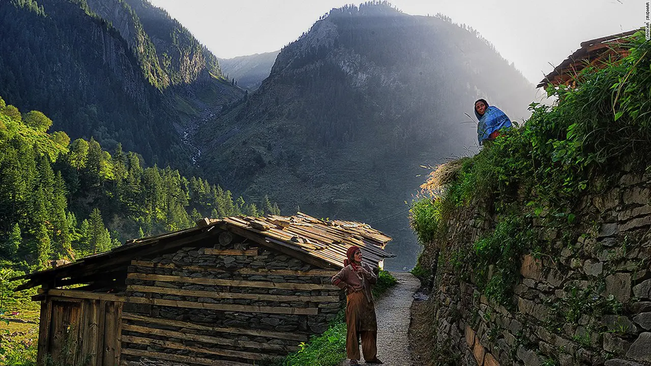 Desa Misterius di Kungkungan Megah Himalaya