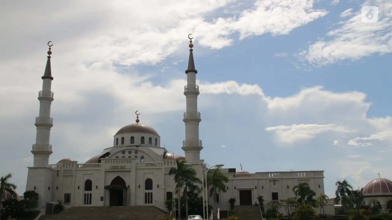Masjid Agung Al-Serkal