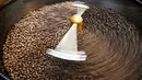 Rencana pengenaan tarif impor oleh Amerika Serikat kepada Indonesia sebesar 32 persen kemungkinan akan berimbas pada industri kopi Nusantara. (CHAIDEER MAHYUDDIN/AFP)