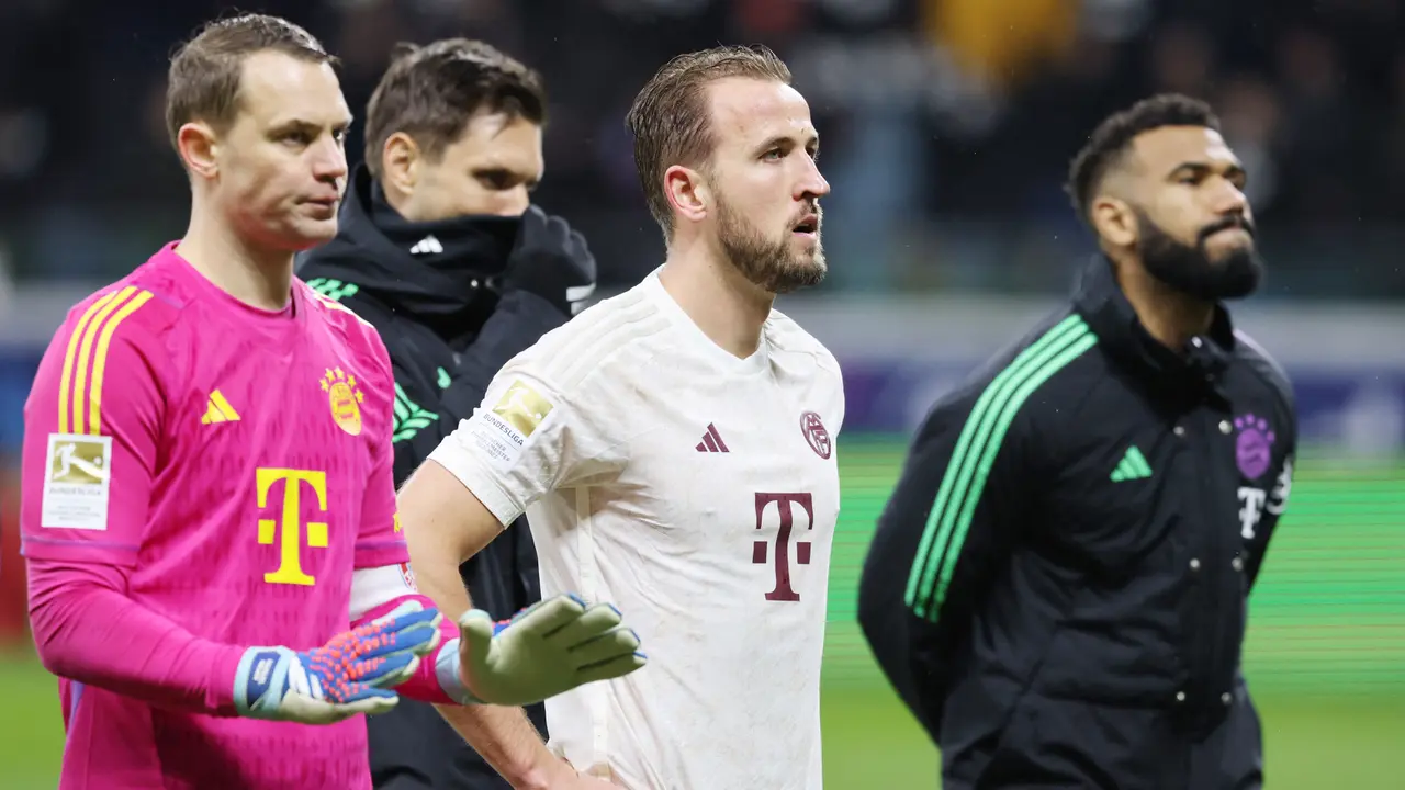 Foto: Reaksi Pemain Bayern Munchen Setelah Merasakan Kekalahan Perdana Nan Menyakitkan di Liga Jerman Musim Ini