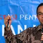 Mendikbud Anies Baswedan memberikan keterangan terkait Indeks Integritas Ujian Nasional (IIUN) 2016 di Gedung Kemendikbud, Jakarta, Rabu (11/5/2016). Pada 2016, 615 sekolah memiliki IIUN di atas 70. (Liputan6.com/Helmi Fithriansyah)