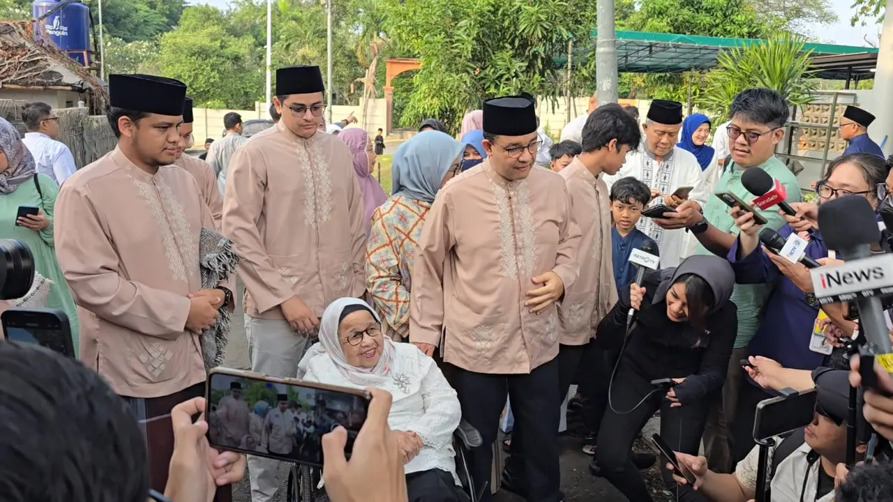 Anies Baswedan berkurban sapi di tiga lokasi yakni Jakarta, Yogyakarta dan Kuningan, Jawa Barat saat Idul Adha tahun ini.