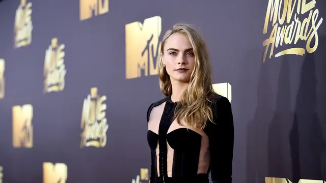 [Bintang] Cara Delevigne