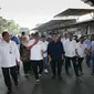 Menteri Badan Usaha Milik Negara (BUMN) Erick Thohir meninjau operasi pasar beras Stabilisasi Pasokan dan Harga Pangan (SPHP) di Pasar Induk Beras Cipinang (PIBC), Jakarta Timur, Rabu (4/10/2023). (Dok BUMN)