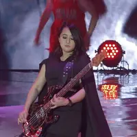 Chua Kotak sedang menikmati mengurus anaknya, Raja Sabdasaka Putra Firmansyah.