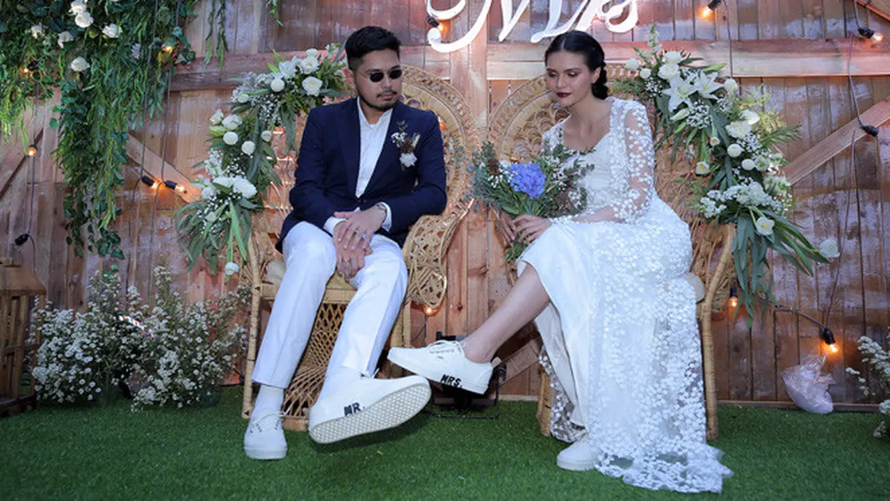 [Bintang] Petra Sihombing dan Firrina Sinatrya