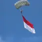 Atraksi personil marinir tersebut merupakan dukungan TNI AL terhadap acara Festifal Pesona Tambora