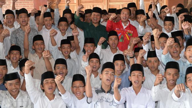 Kunjungi Santri Syubbanul Wathon Menpora Minta Doa Agar Sukses Di Asian Games Indonesia Bola Com