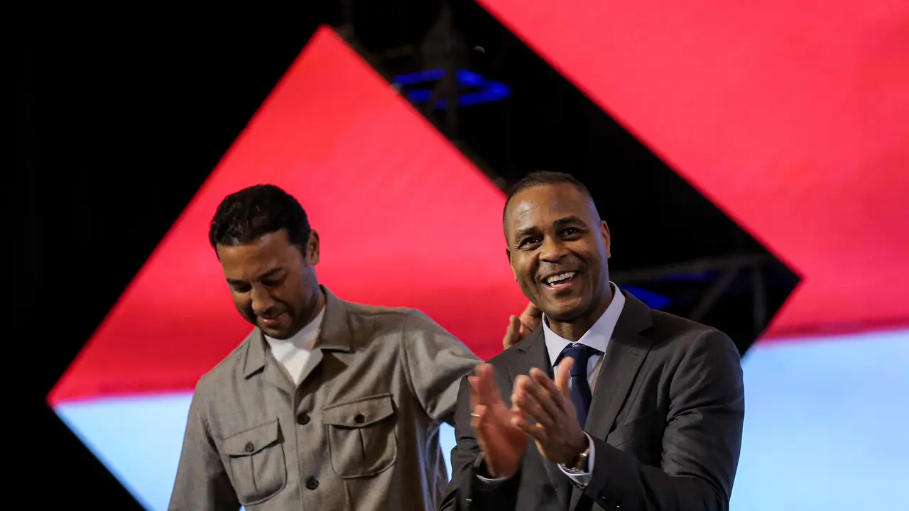 Denny Landzaat dan Patrick Kluivert