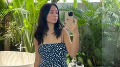 Tampil tanpa makeup dan perlihatkan jerawatnya, Asha Assuncao ramai dipuji. Punya darah keturunan Portugis dari sang ayah, artis dengan nama lengkap Asha Maria Assuncao ini pancarkan pesonanya tersendiri. Melalui laman Instagramya, Asha Assuncao sering bagikan potret dirinya saat bare face, tanpa makeup atau bahkan tampil dengan polesan makeup natural. (Liputan6.com/IG/@asha.assuncao)