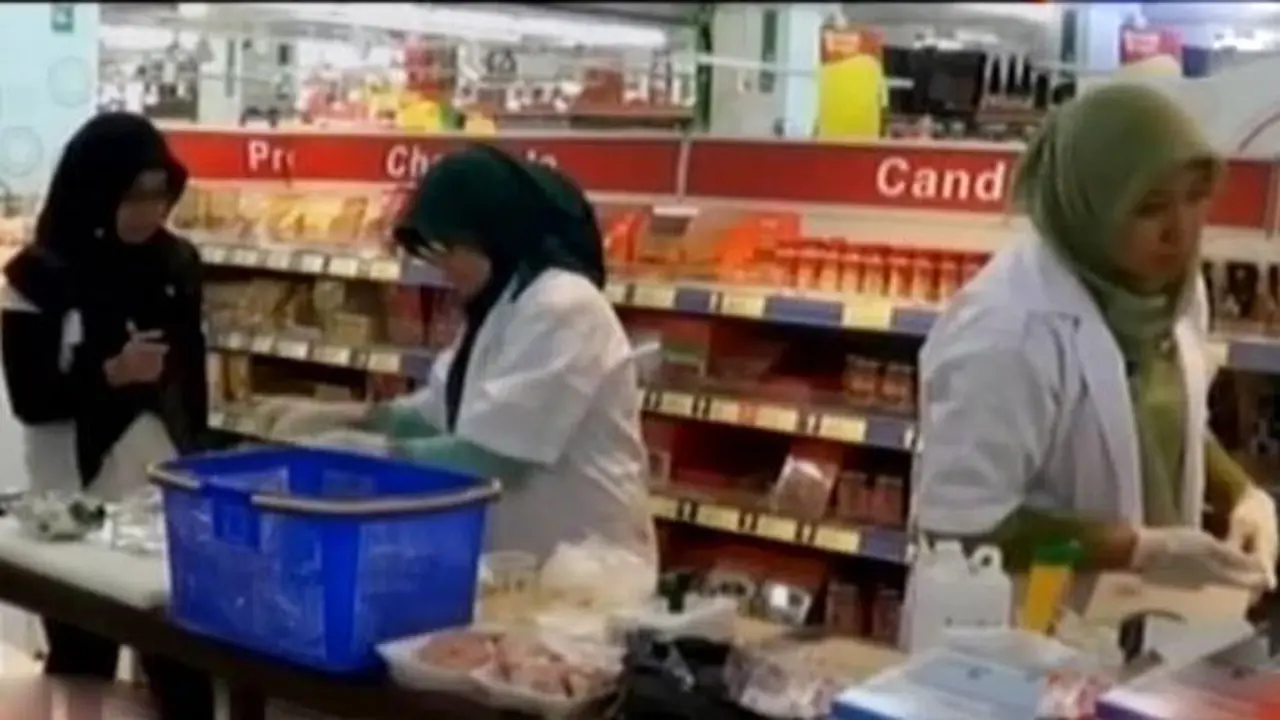 VIDEO: Razia Makanan di Pasar Modern dan Tradisonal Jelang Natal
