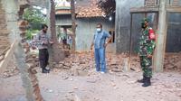 Bahan petasan meledak dan hancurkan dua rumah di Cilacap. (Foto: Bercahayanews.com)