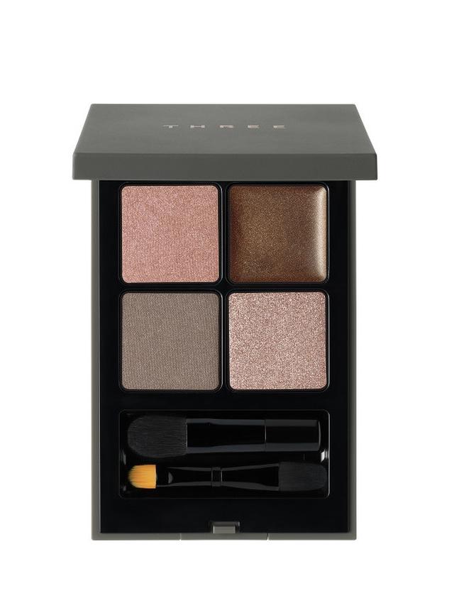 Rahasia Eyeshadow yang Buat Mata Terlihat Tajam dan Terangkat