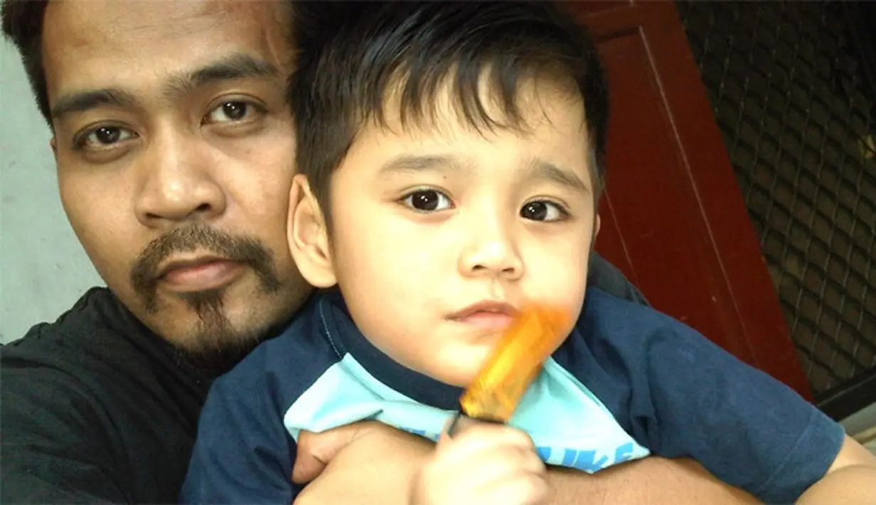 Hubungan keduanya juga mendapat restu dari keluarga. Bjah memutuskan untuk menikahi Nina. Ia melihat istrinya sosok perempuan setia. Disamping itu, baik, tidak suka dugem, tak neko-neko serta tidak merokok. (dok. Pribadi)