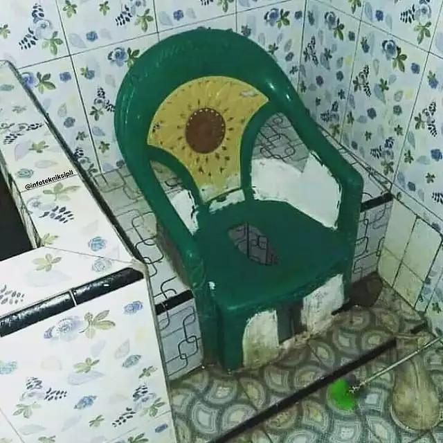 6 Potret Kloset dari Kursi Ini Kocak, Desain Nyelenehnya Bikin Tepuk Jidat