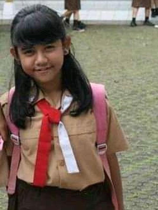 6 Potret Jadul Ziva Magnolya Saat Masih Sekolah, Masa SMA Curi Perhatian