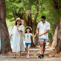 Ilustrasi keluarga bahagia/copyrightshutterstock/CandyRetriever