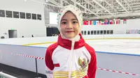 Penulis terkenal Ippho Santosa sedang berbangga. Putrinya, Mikaila Kaia Fathima, terjun ke kompetisi Thailand Open Figure Skating Trophy 2024 di Bangkok. (Foto: Dok. Koleksi Pribadi Ippho Santosa)